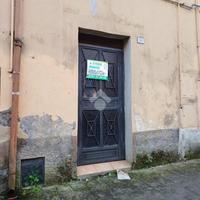 MAGAZZINO A CASTEL SANT'ELIA