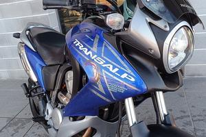 Honda transalp xl700v 2008