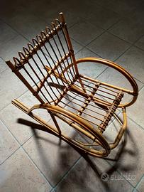 Sedia a dondolo vimini