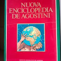 Nuova Enciclopedia De Agostini in 8 volumi.