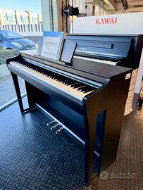 YAMAHA CLP-725 BLACK