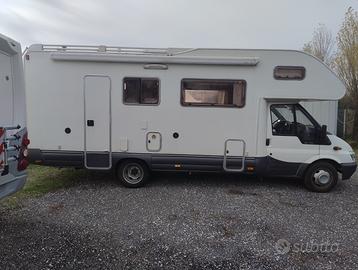 Camper mansardato Rimor su Ford transit 125 tc