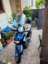 scooter scarabeo 250