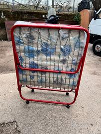 lettino pieghevole 