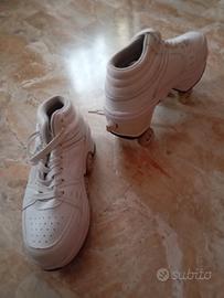 scarpe con rotelle 