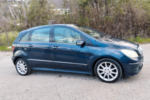Mercedes Benz B200 cdi rateizzabile