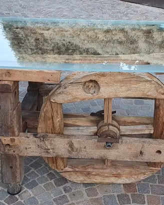 Antico tavolo da falegname