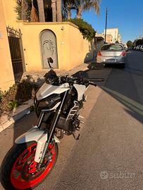 Yamaha Mt09
