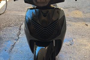 Sh 125 2009