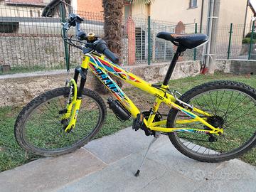 Bicicletta all terrain 24"