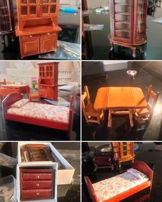 Mobili per casa delle bambole vintage in legno micro mini