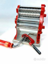 Macchina per pasta Columbus vintage ROSSA