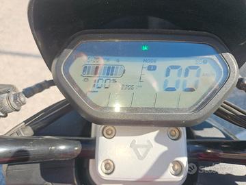 NIU SCOOTER ELETTRICO 50