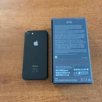 iPhone 8, 64 Gna buone condizioni con scatola
