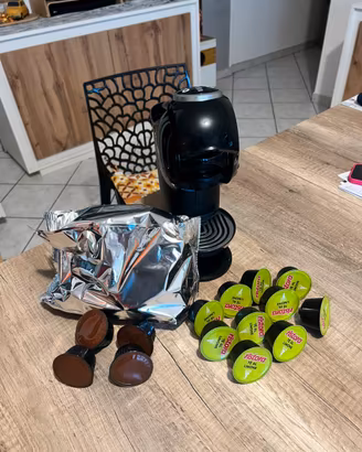 Macchina caffè DOLCE  GUSTO