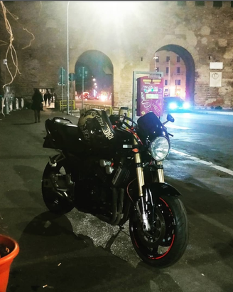 Yamaha fzs 600 fazer