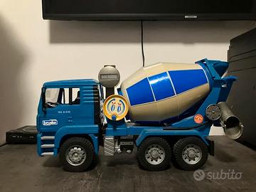 Bruder camion betoniera man TGA