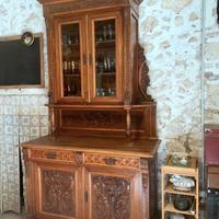 Credenza antica scolpita in noce 800 francese