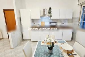 TIVOLi BILOCALE ARREDATO CON BALCONE