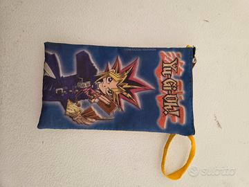 Astuccio portaoggetti Yu-Gi-Oh con laccetto