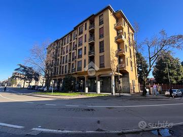 3 LOCALI A CORNAREDO