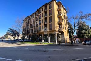 3 LOCALI A CORNAREDO