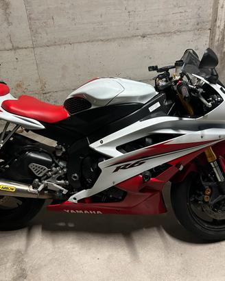 Yamaha R6 RJ11 2007