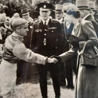 QUEEN ELISABETH  1953 GORDON RICHARDS 