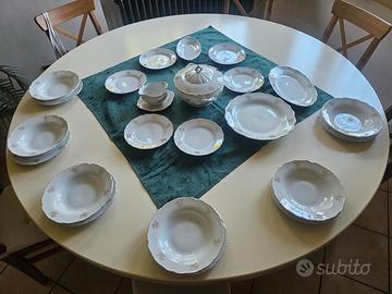 Servizio Piatti in Porcella Made In Cecoslovacchia