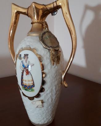 Antica anfora ceramica Sica