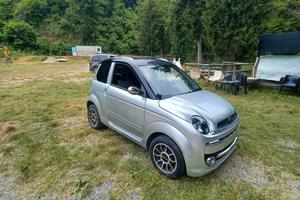 Manuale utente Microcar M.GO motore Lombardini