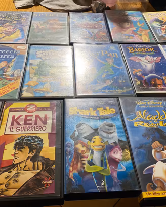 Ampia raccolta cassette Vhs per bambini