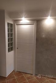 Porte pronte Spissu finestre persiane posa