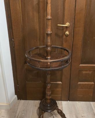 Lampada piantana vintage in legno.