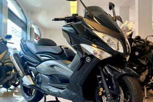 YAMAHA T MAX TOTAL BLACK 2 PROPRIETARI FINANZIABIL