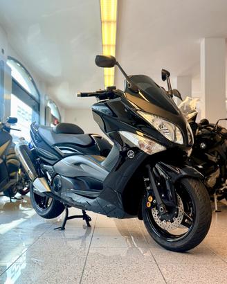 YAMAHA T MAX TOTAL BLACK 2 PROPRIETARI FINANZIABIL