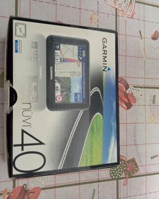 Navigatore Garmin nuvi 40