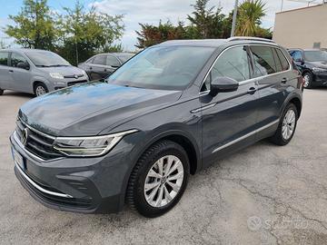 Volkswagen Tiguan 2.0 TDi  Life DSG
