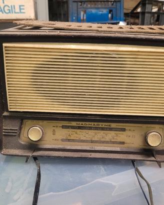 Vecchie Radio Mivar e Magnadyne