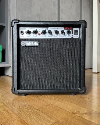 Amplificatore yamaha GA15 da 15 watt