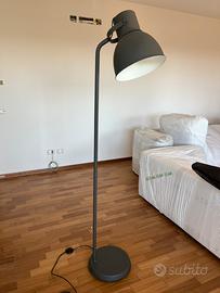 Lampada da terra Hektar ikea industriale