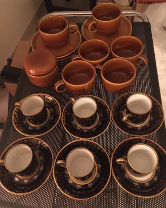 Servizio completo di tazze da the' e da caffè