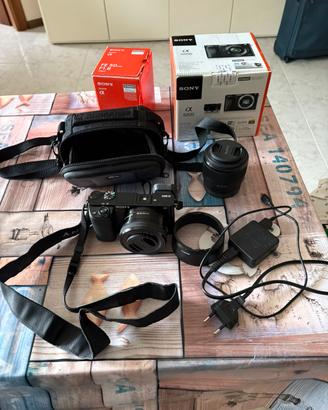Fotocamera Sony alfa 6000; ottica FE 50mm F 1.8