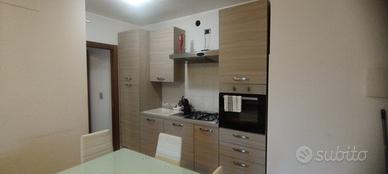 Bilocale arredato in piccola palazzina