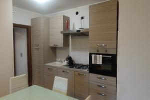 Bilocale arredato in piccola palazzina