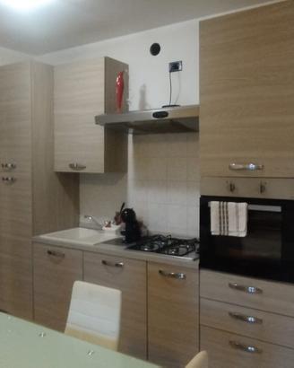 Bilocale arredato in piccola palazzina