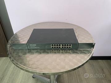 Switch di rete TP-LINK 16 porte – TL-SF1016DS