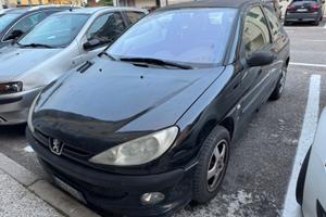 peugeot 206 1.4 Benzina 75CV Anno 2001