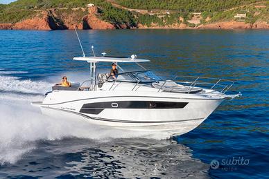JEANNEAU CAP CAMARAT 10.5 WA + 2x YAMAHA F300 NSB