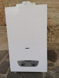 SCALDABAGNO a gas ARISTON perfetto